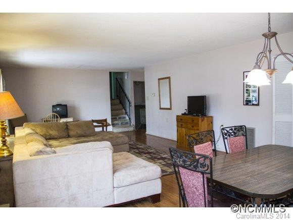 21 Waters Road - Photo 4