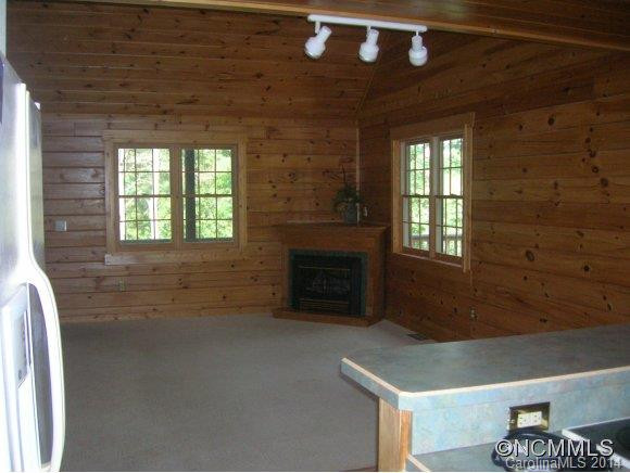 273 Sasafras Ridge - Photo 2