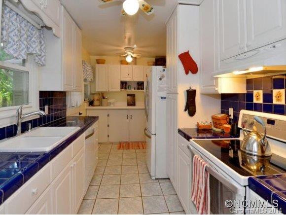 29 PINEHURST ROAD - Photo 4