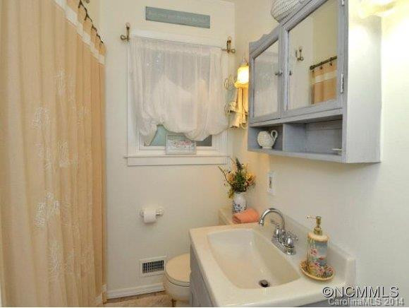 29 PINEHURST ROAD - Photo 8