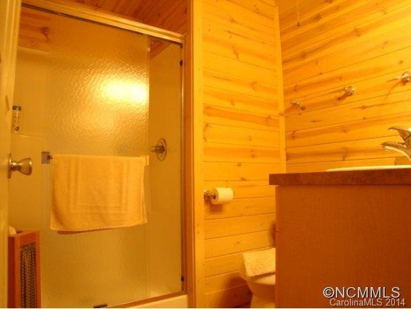 762 Valleyview - Photo 7