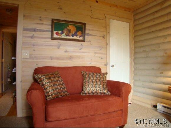 762 Valleyview - Photo 8