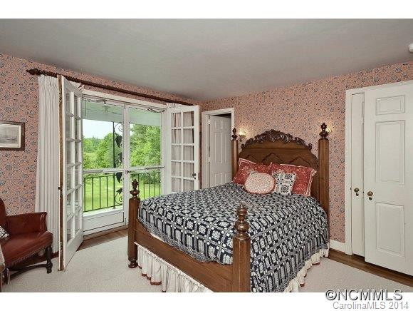 2699 Kanuga Road - Photo 13
