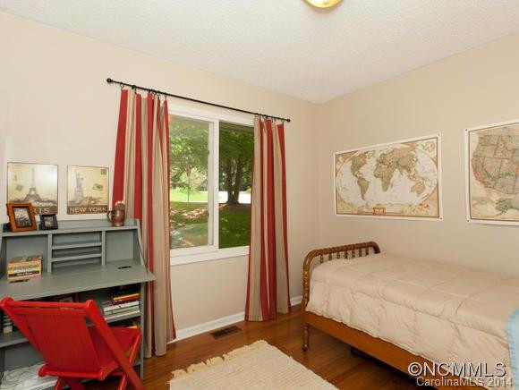 24 Glen Meadows Rd - Photo 16