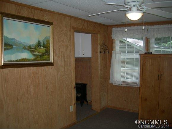 5723 NC HWY 9 - Photo 7