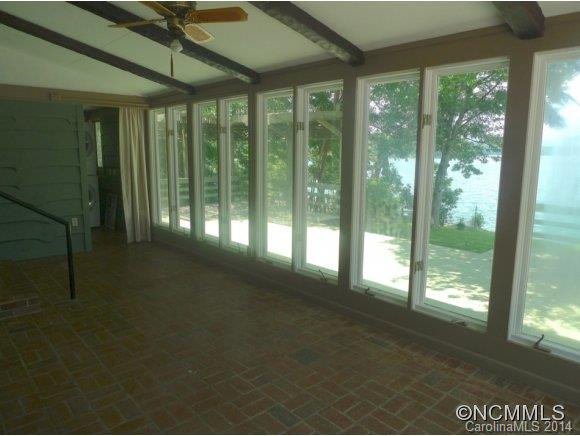 2176 North Point Rd - Photo 2