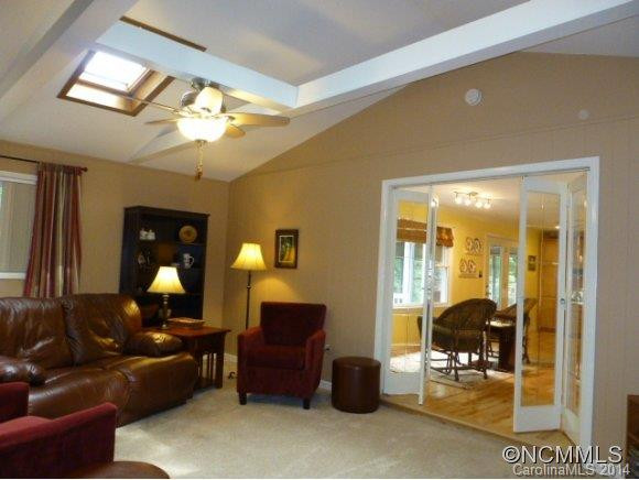 420 Beverly Rd - Photo 4