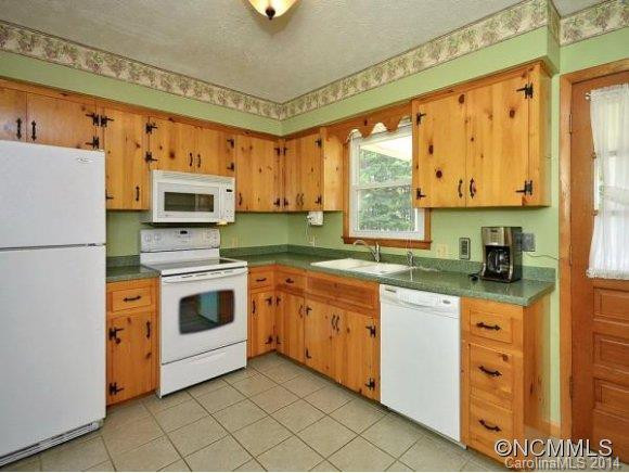 10 WEAVER SMITH DRIVE - Photo 3