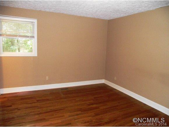 41 Hermitage Lane - Photo 8