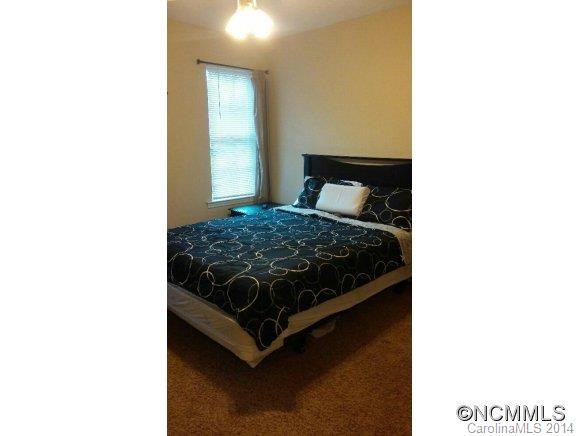 4503 Breakers Lane - Photo 10