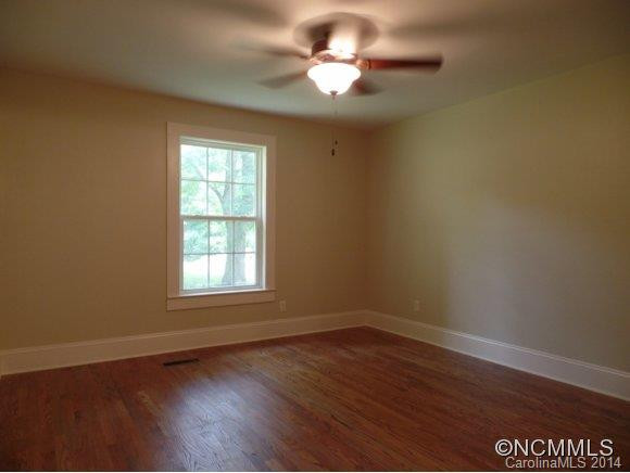 302 Virginia Avenue - Photo 12