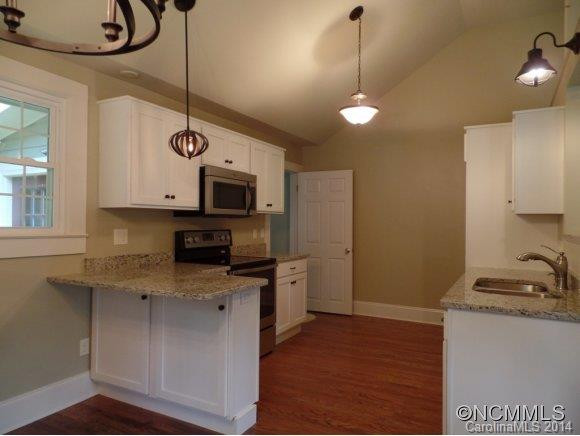 302 Virginia Avenue - Photo 8