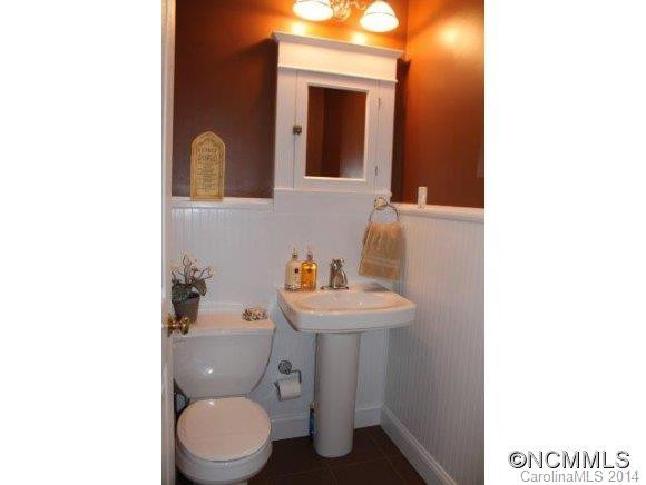 99 Miner Street - Photo 10