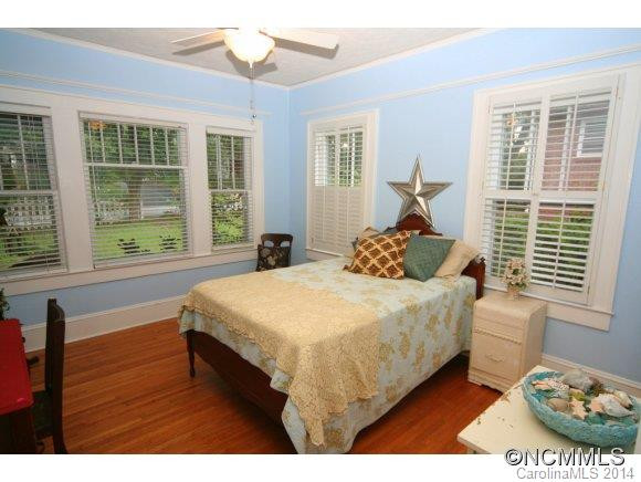 1617 Kensington - Photo 11
