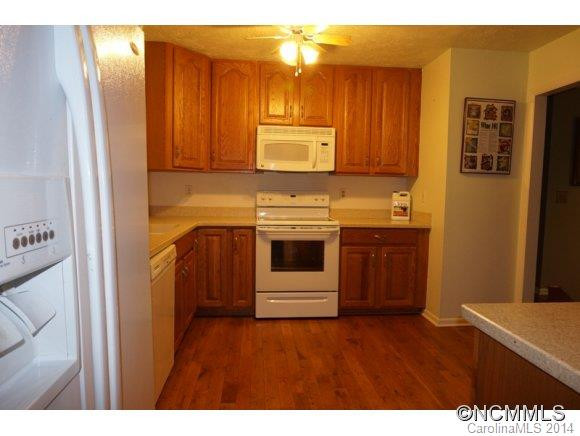 11 NORMAN ROAD - Photo 2