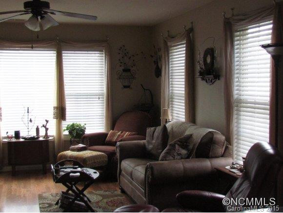 26 Rotunda Circle - Photo 6