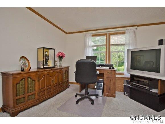 204 Red Birch Court - Photo 7