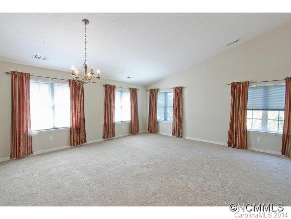 370 Highland Golf Drive - Photo 2