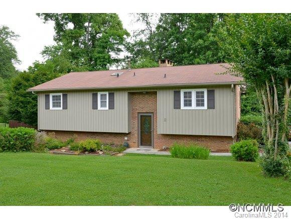 114 W. WHITE OAK STREET