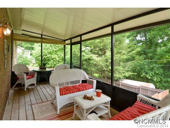 114 W. WHITE OAK STREET - Photo 13