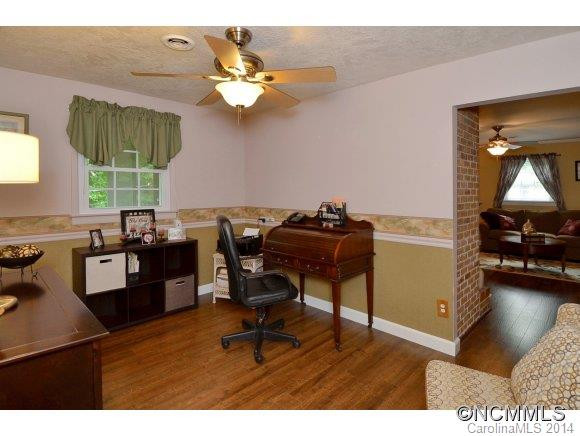 114 W. WHITE OAK STREET - Photo 7