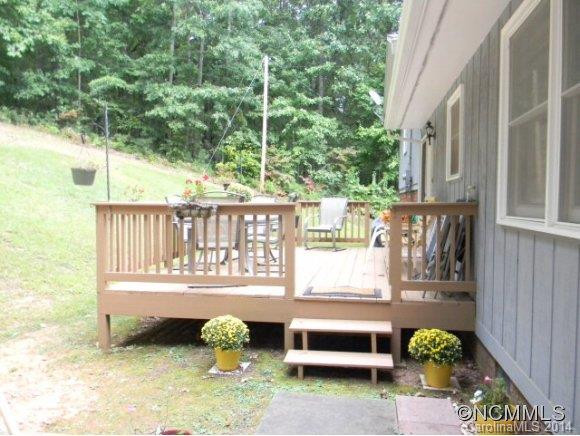 89 HILLCREST STREET - Photo 10