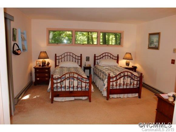 1715 Jeter Mountain Rd - Photo 8