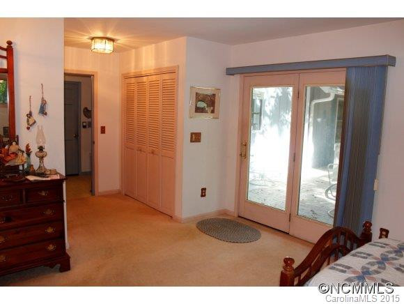 1715 Jeter Mountain Rd - Photo 9