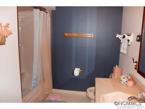 1715 Jeter Mountain Rd - Photo 10