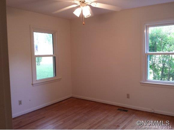 36 Hazel Court - Photo 13