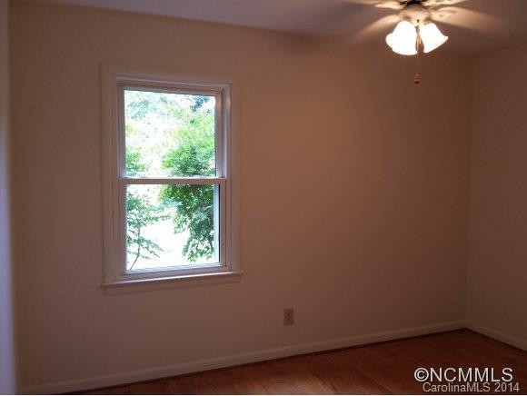 36 Hazel Court - Photo 14