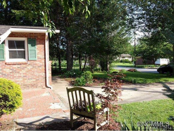 36 Hazel Court - Photo 4