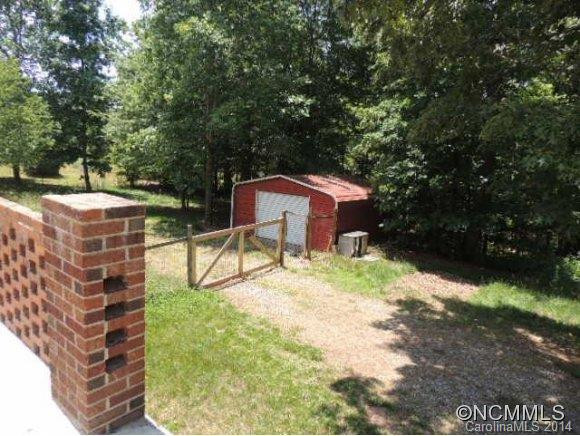 10664 NC HWY 9 - Photo 2