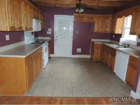 10664 NC HWY 9 - Photo 13