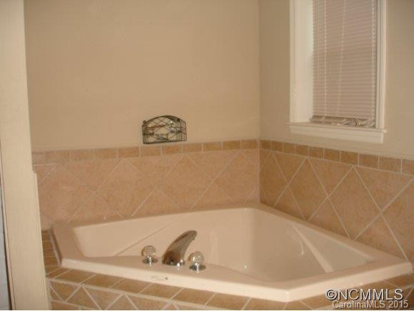 11 BOWLING GREEN DR - Photo 13
