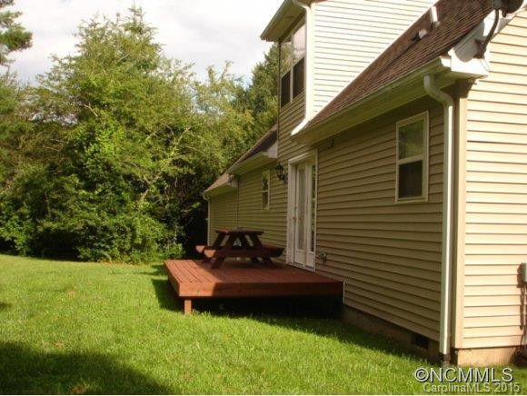 11 BOWLING GREEN DR - Photo 3