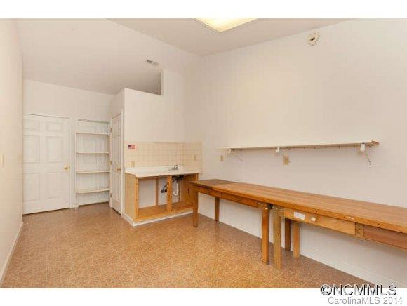  - Photo 16