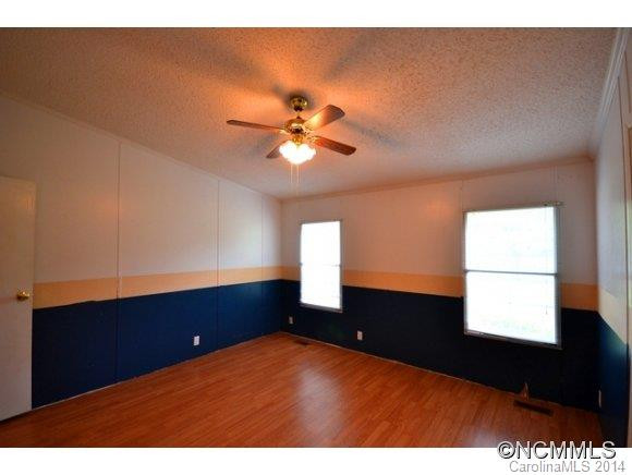 723 Smith Road - Photo 15