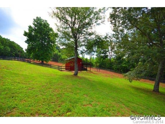 723 Smith Road - Photo 4