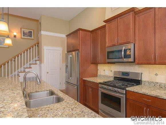 14 Brown Road - Photo 3
