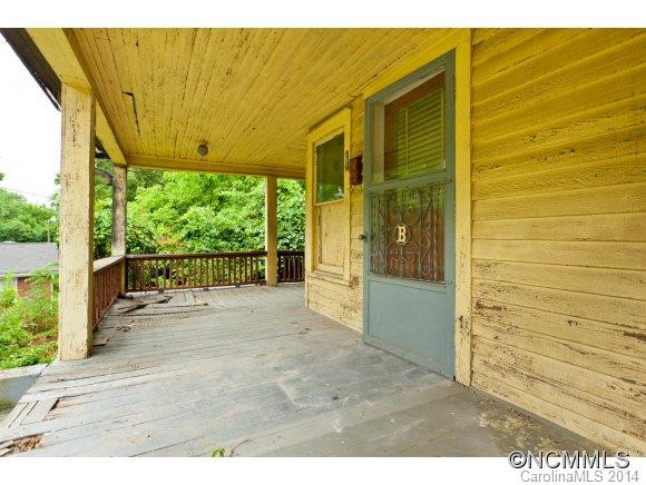 240 S Beaumont Street - Photo 5