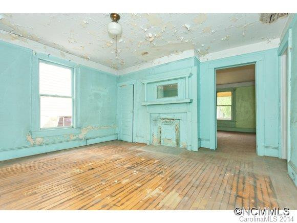 240 S Beaumont Street - Photo 10