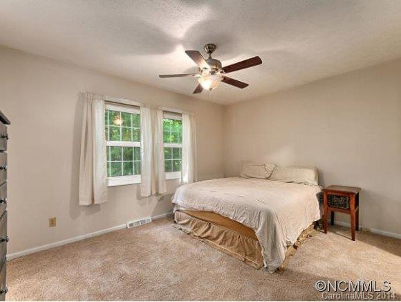 67 BOTANY DR. - Photo 11
