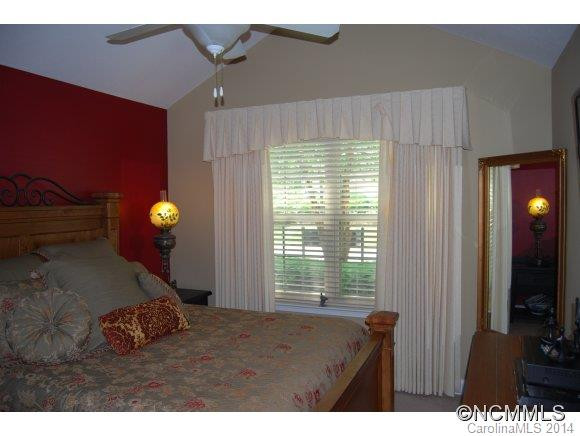 125 Outlook Circle - Photo 13