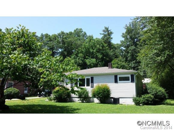 106 Lakeview Avenue - Photo 2