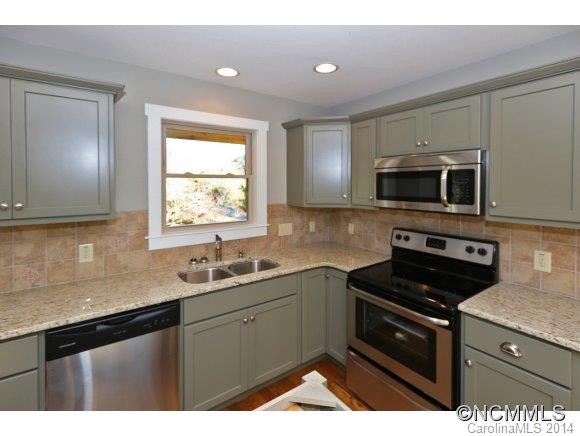2600 Old Clyde Rd - Photo 4