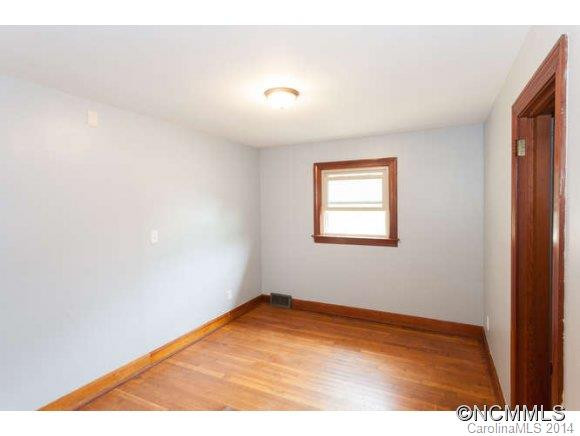 136 Davenport Road - Photo 8