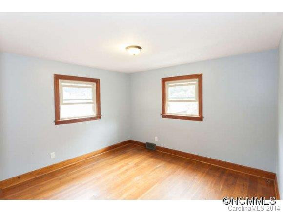 136 Davenport Road - Photo 10