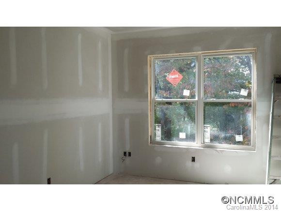 415 Probart Street - Photo 8