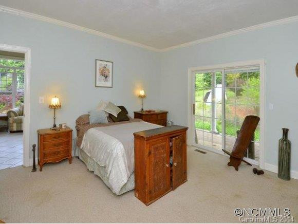 300 Snyder Lane - Photo 11